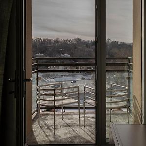 King Balcony